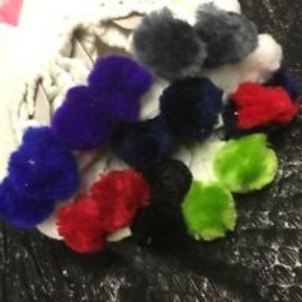 Womens Pom-Pom Ankle Socks 6 Pair